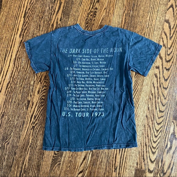 Graphic t-shirt - Picture 2 of 2